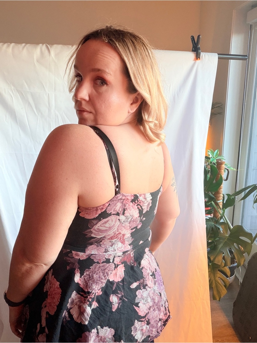 torrid Black Floral Tie-Waist Tank Top with Pink Roses - torrid 0 - Picture 2 of 2